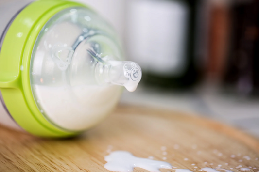 Best Ways to Introduce a Bottle to a Breastfed Baby