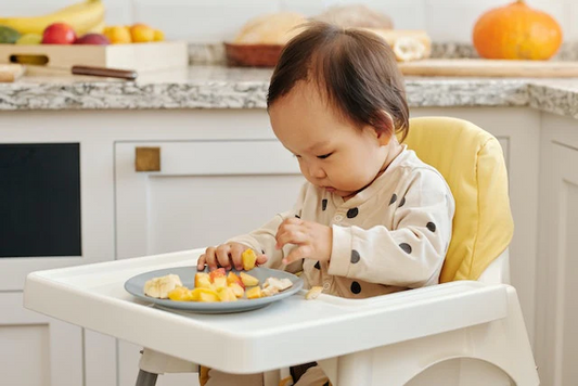 Start Solids with the Baby-Led Weaning Method
